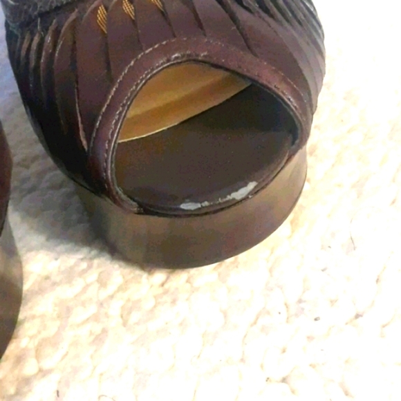 Bundle and Save Guess Platform Heels - Picture 5 of 6